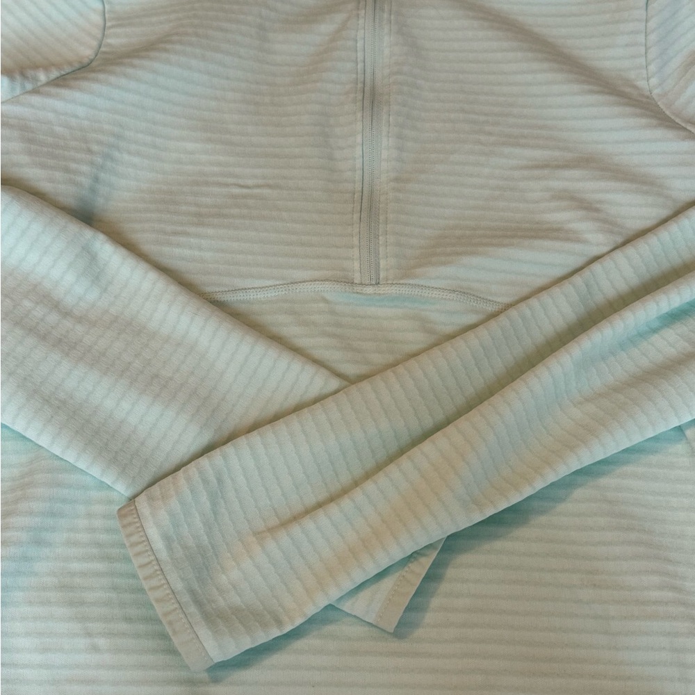 Women's Nike Golf 1/4 Zip - Picture 3 of 6